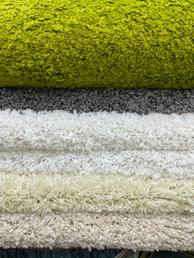 В магазине «Лотос» новое поступление паласов , матрасо...