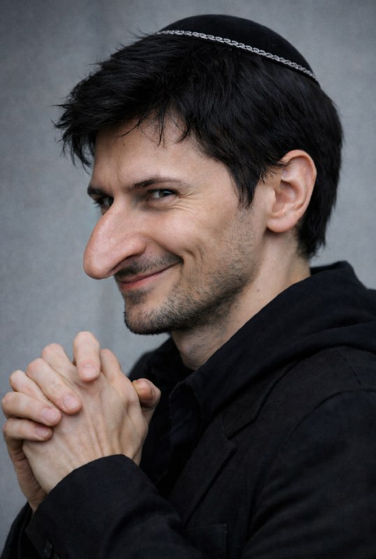 Осталось, пожалуй, чтобы Дуров начал грабить обездоленных детдомовцев.
Хотя постойте! Ведь он уже с