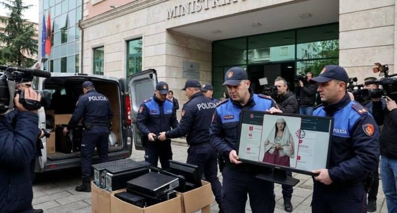 В Албании назначили первого ИИ-министра — нейросеть Diella будет курировать все госзакупки. Раньше