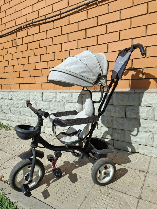 Анонимно. Продам велосипед-коляску.
Цена 2000руб.
Тел: 89033...