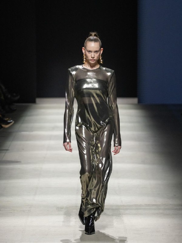 👗 Около 70% участников Московской недели моды составили столичные бренды
Всего свои коллекции показ