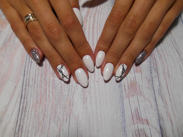 Предлагаю качественный маникюр, наращивание ногтей, б?...