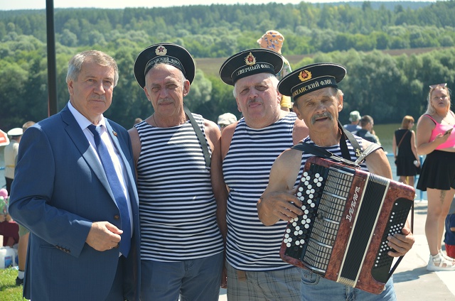 День Военно-Морского Флота России 🏴󠁧󠁢󠁳󠁣󠁴󠁿– не ...