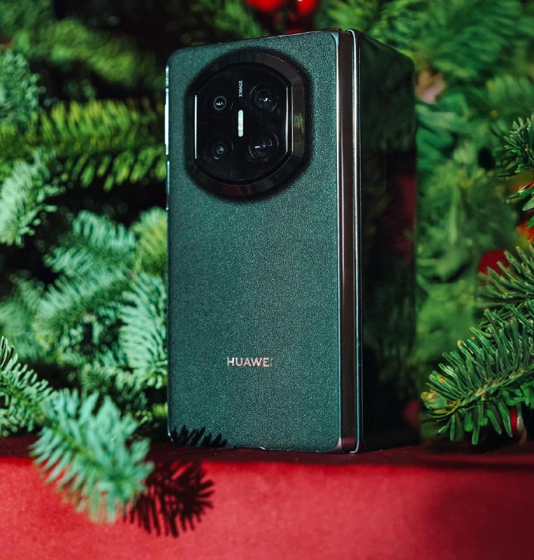 📱 Складной смартфон HUAWEI Mate X7 — создан для тех, кто живет в ритме многозадачности.
Российские