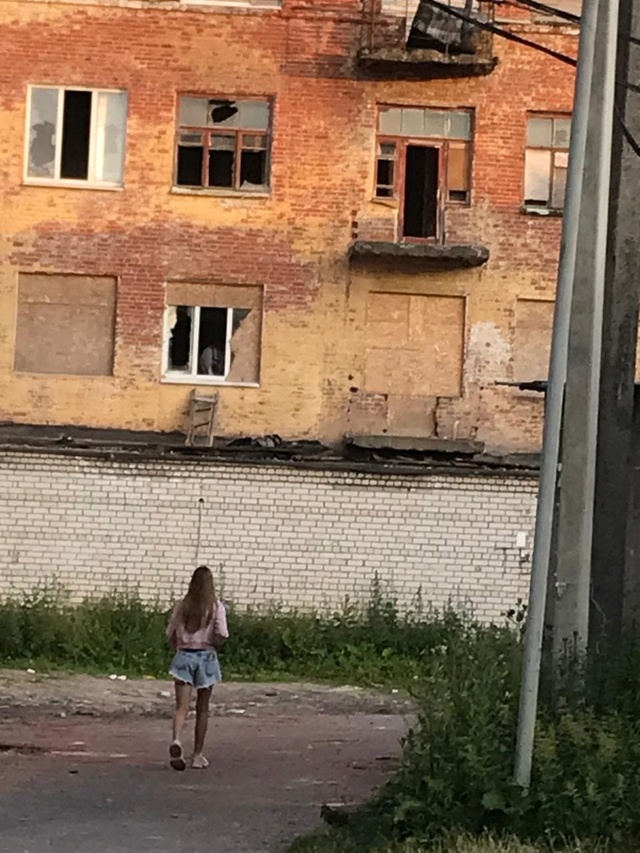 Когда наведут порядок?!
Каждый день собирается толпа м...