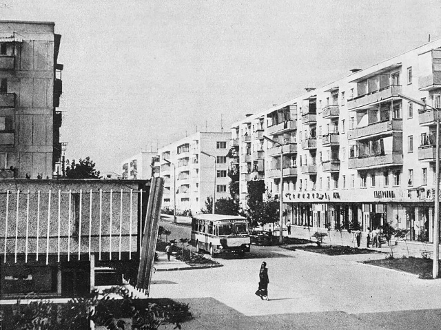 Евпатория 1965-75 – Новостройки на ул. Демышева. 1971 – Вид ?...