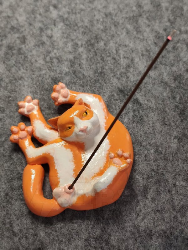 Любители благовоний на месте? Ловите идеальные подставки для этих ваших палочек.