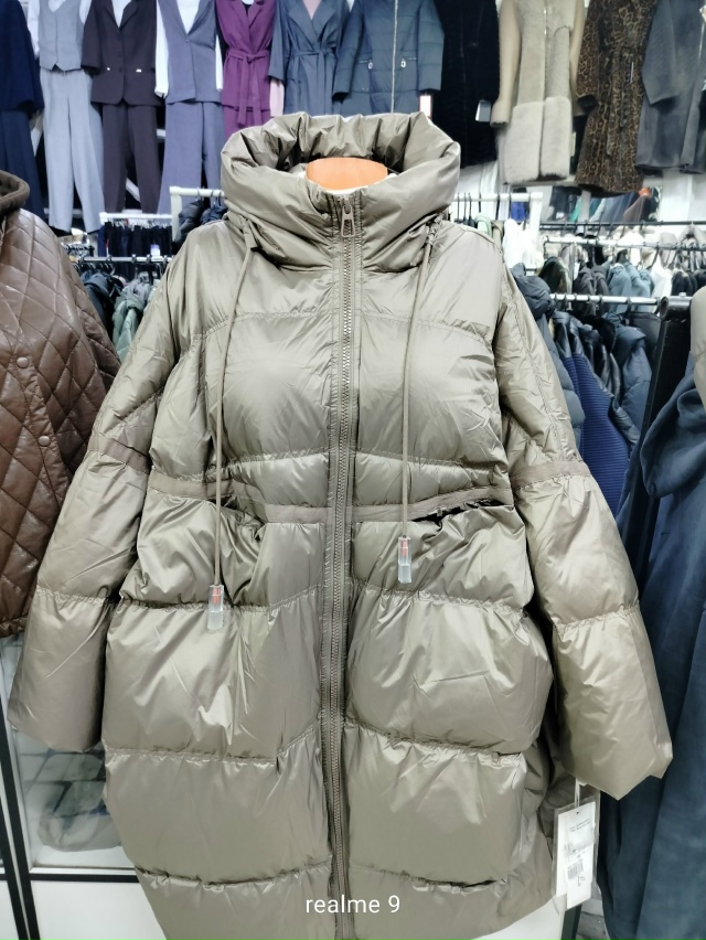 ? Пора обновить гардероб к самому красивому времени г...