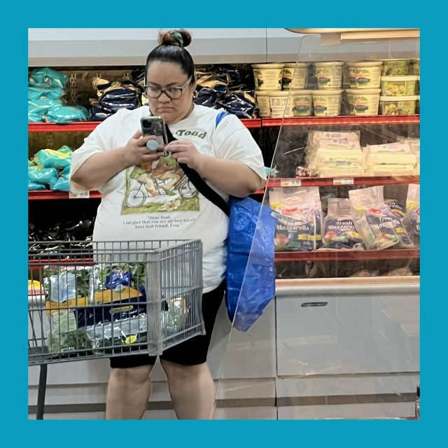 Американская доброта кажется игрой на публику?
Россий...