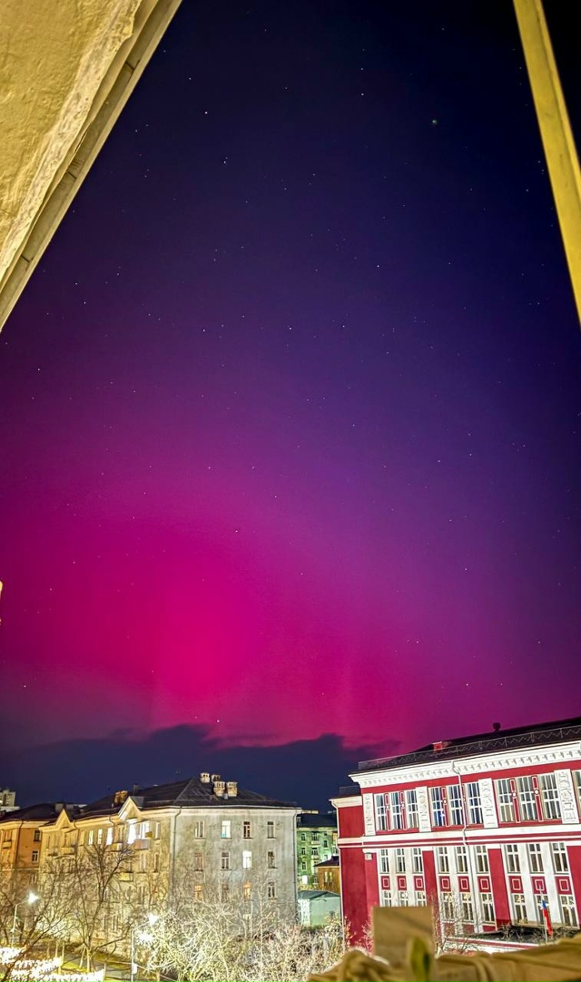 ‼Копейск, снова смотрим в небо! 🌌
🌃 Северное сияние...