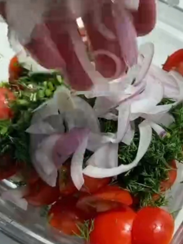 Потрясающе вкусные маринованные помидоры - обалденная...