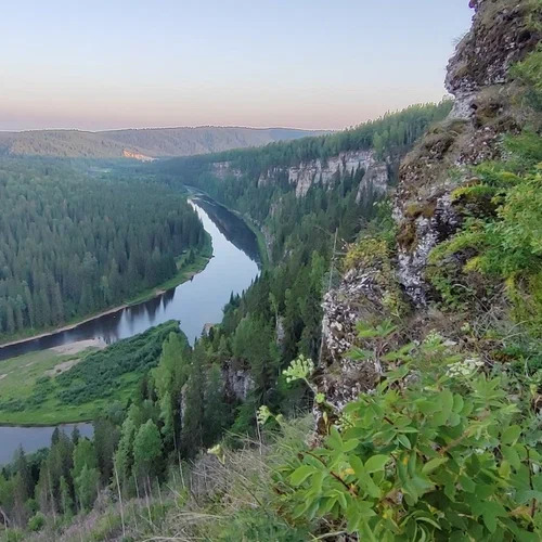 ?❤️ Прекрасные Усьвинские столбы
Одна из легенд, св?...