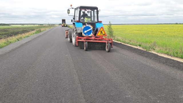 🚜В Курганской области активно идет дорожный сезон. В ?...