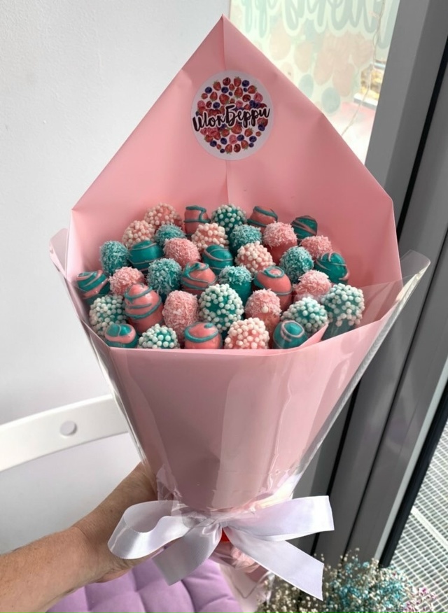 Добрый день, подскажите пожалуйста кто нибудь в городе...