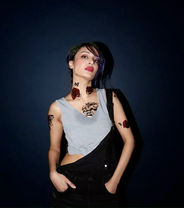 Шивани Шарма, известная модель, которая послужила прот...