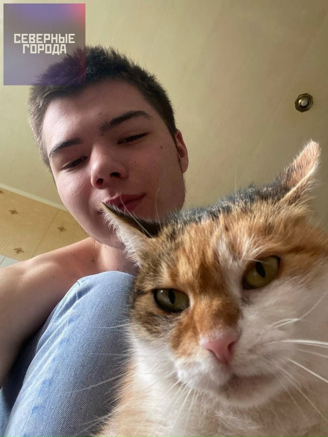 Четверо молодых людей задохнулись в гараже под Курско?...