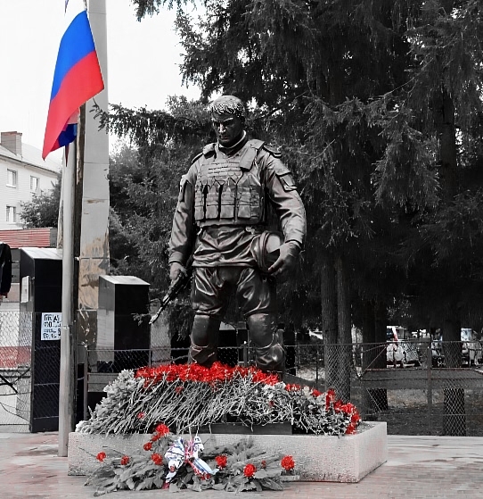 Всем добра 🤝
Приятного прослушивания 🎧
Надеюсь сло?...