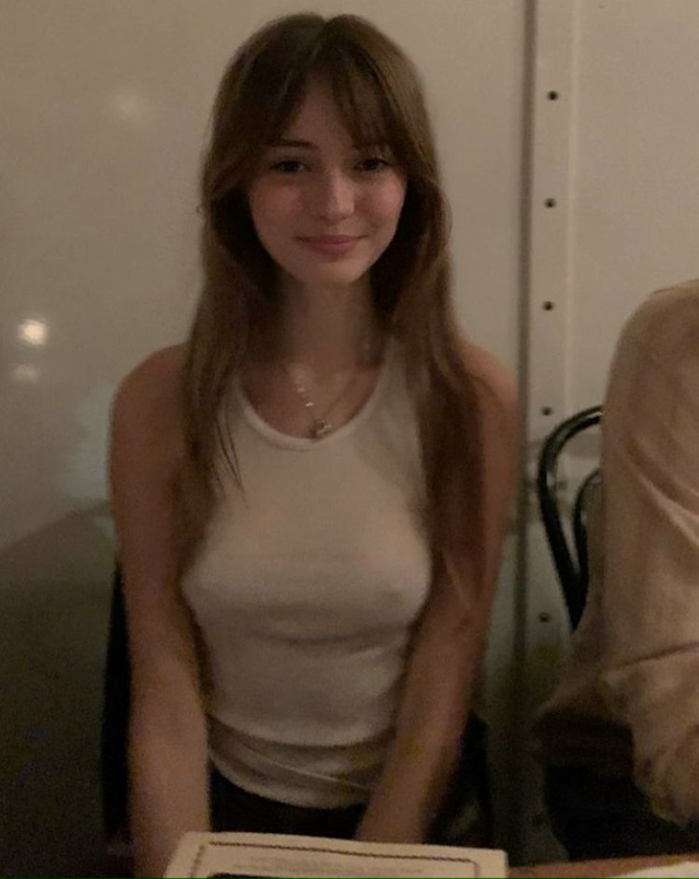 + 10000 ТЫСЯЧ подписчиков за 1 день собрала девушка на сво?...