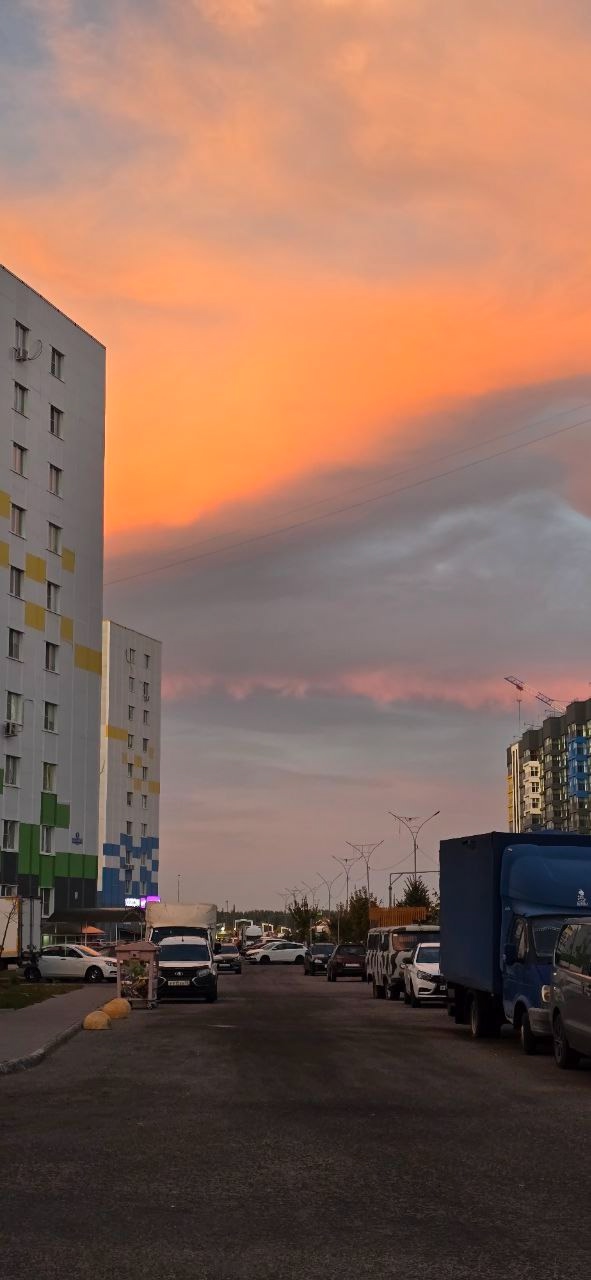 Фото осеннего Спутника от наших подписчиков