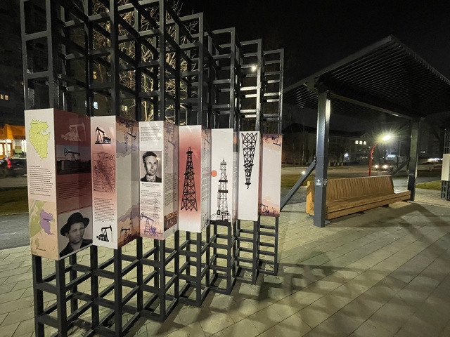 Нормально же благоустроили аллею, че вы обсираете все ?...