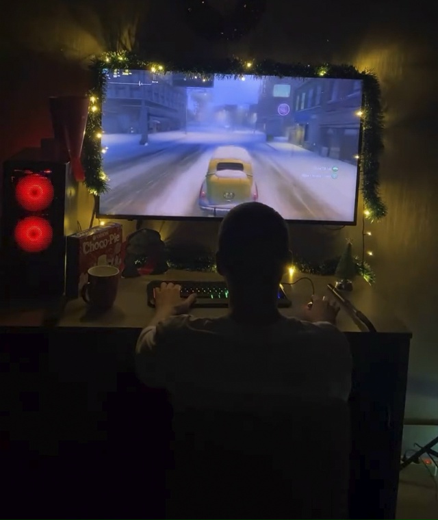 Холода: наступают
Абсолютно все парни спустя 0.00002 секу...