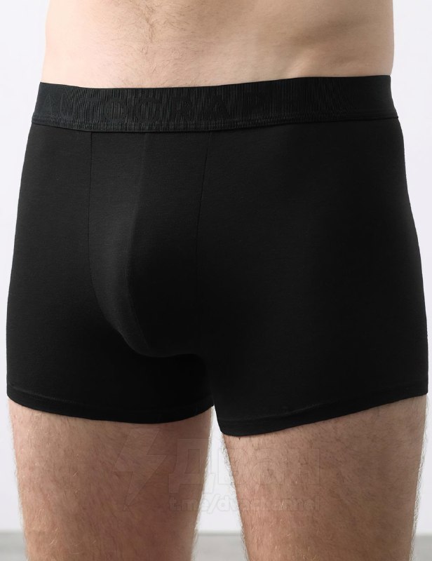 Шах и мат, тянки: на российские маркетплейсы завезли мужские труханы с пуш-апом.
По словам производ