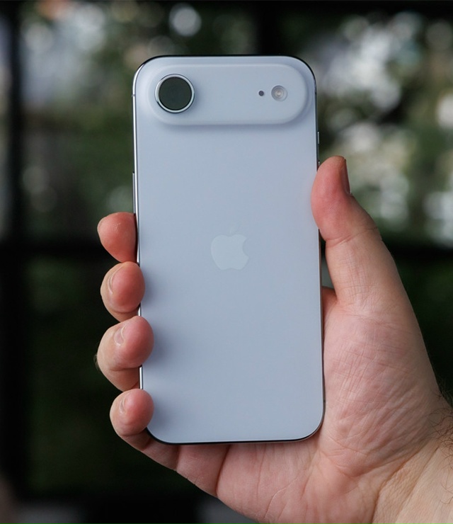 Apple презентовала iPhone 17 Air как символ минимализма и техн?...