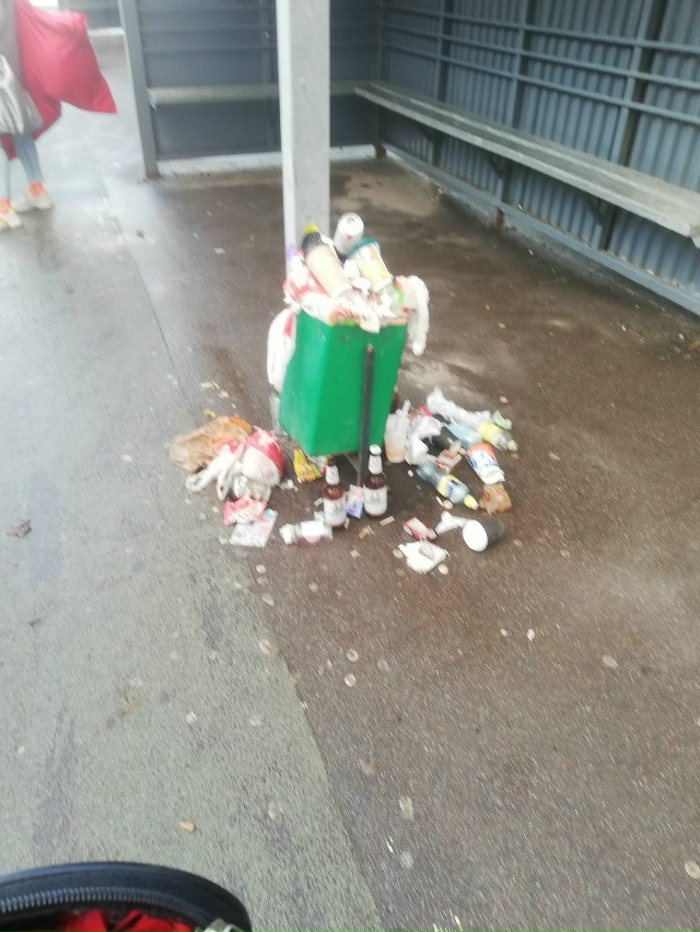 Первый раз пишу Вам. Надоело смотреть на эту помойку, о?...