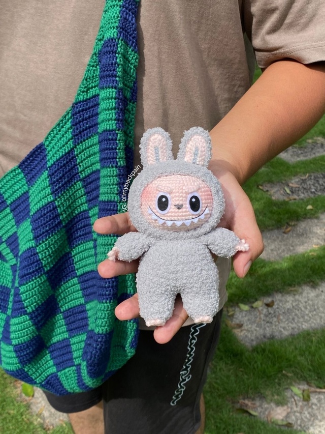 Решила попробовать связать лабубу, позже выложу резул?...