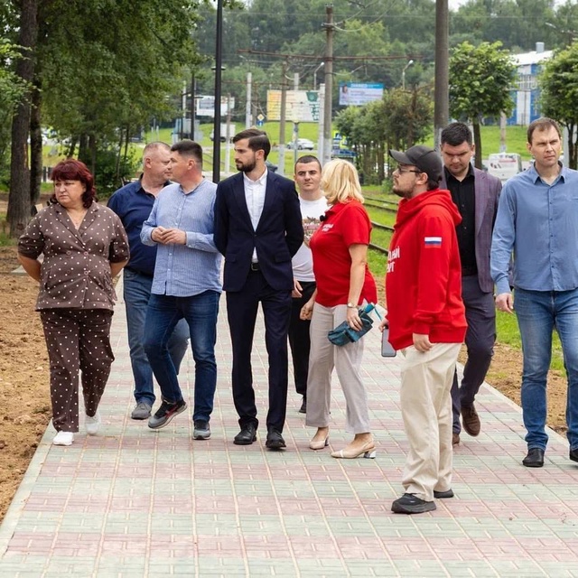 ⛏В Смоленске завершилось благоустройство на бульваре...