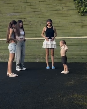 Требует внимания только таким способом