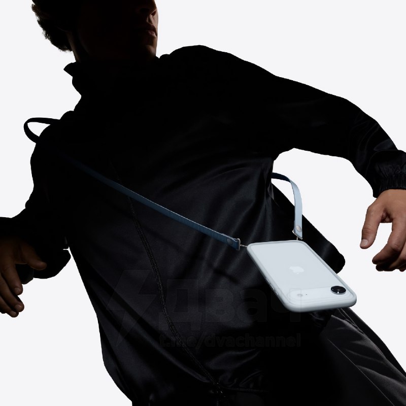 Главная новинка Apple, которую многие не заметили — ремешок через плечо для iPhone
Доступно 10 цвет