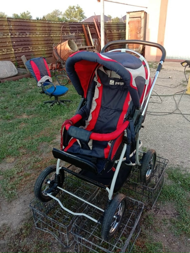 Продам коляску трансформер в отличном состоянии.
2000р
Л...