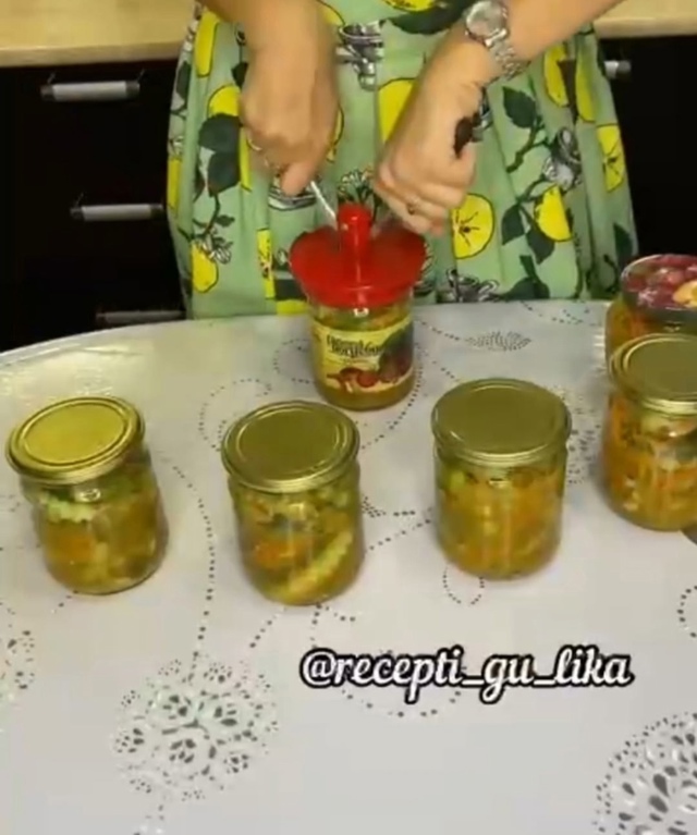 Отличный рецепт консервации огурцов на зиму - огурчики...