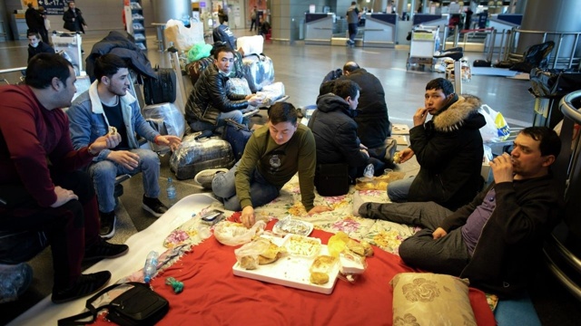 В России страшный дефицит мигрантов. Об этом заявил сп?...