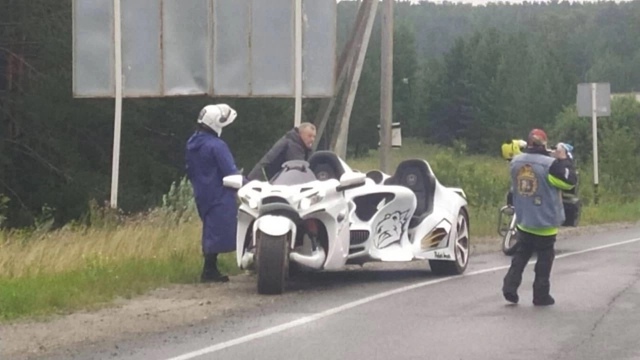 На дорогах Прикамья заметили необычный трицикл
Уроже?...