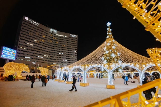 ✨ Главная ёлка Мурманска засияет уже 15 ноября!
Празд?...