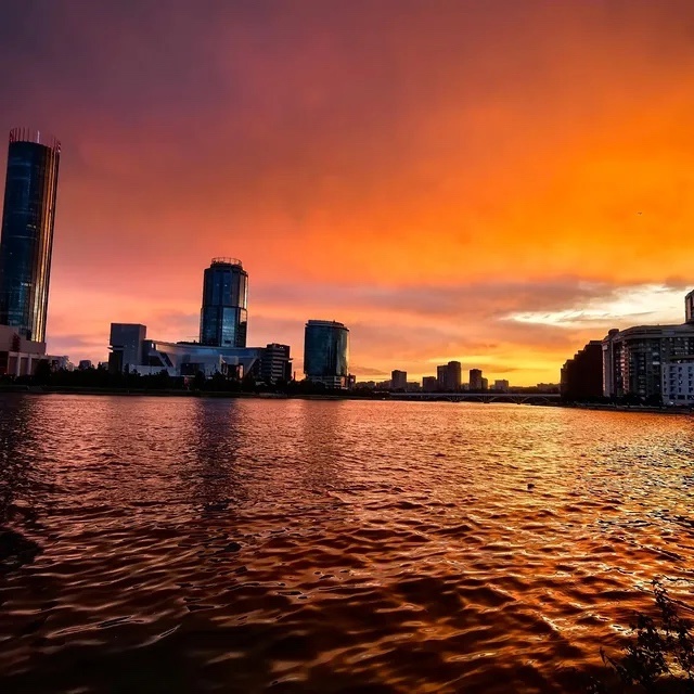 Краски вечернего Екатеринбурга🌆