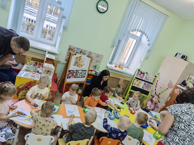 Сегодня в нашем детском саду №8 прошёл замечательный д...