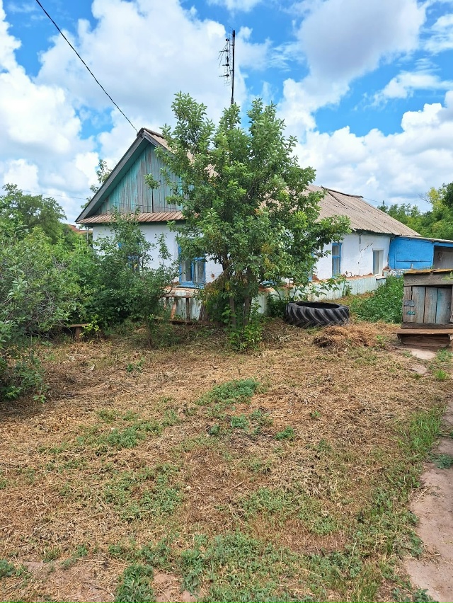 Продаётся дом с участком в Александровке. По всем инте?...