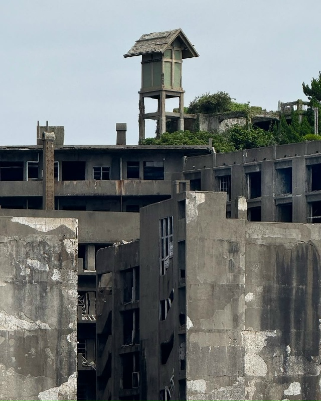 Дистопия из бетона Нигде упадок современности не выг?...