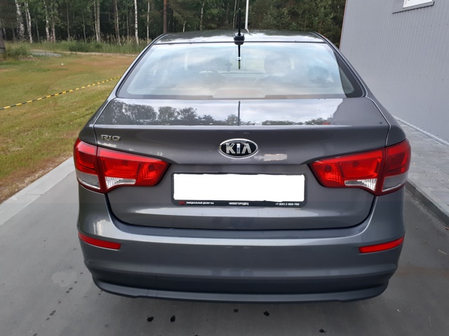 Выполняю пассажирские перевозки по России на легковой...