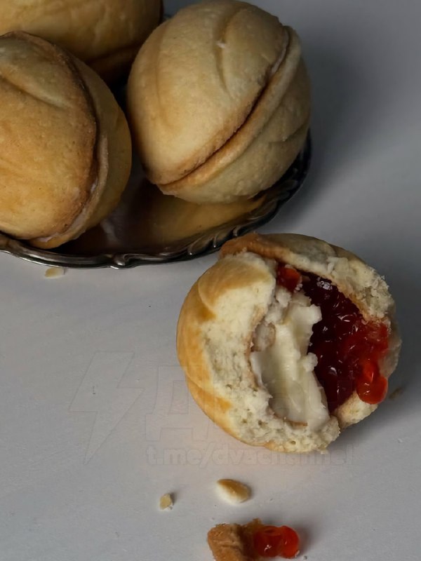 Кулинары показали лучшее новогоднее блюдо — те самые орешки, но только с… маслом и икрой
Бегом гото