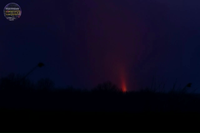 🔦В небе над Руднянским районом замечен необычный све?...