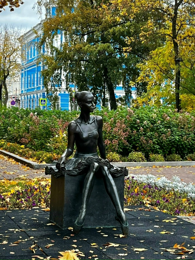 Пермские cкульптуры. Какая вам нрaвится больше всегo?
??...