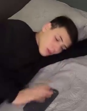 А ты еще и не выспался совсем