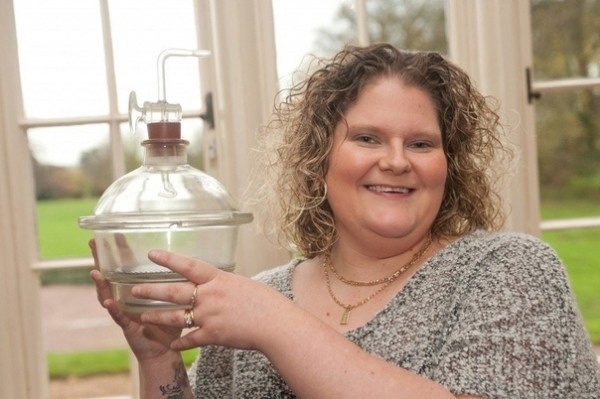 Браун Луиза - ставшая первым человеком в мире, родившим...