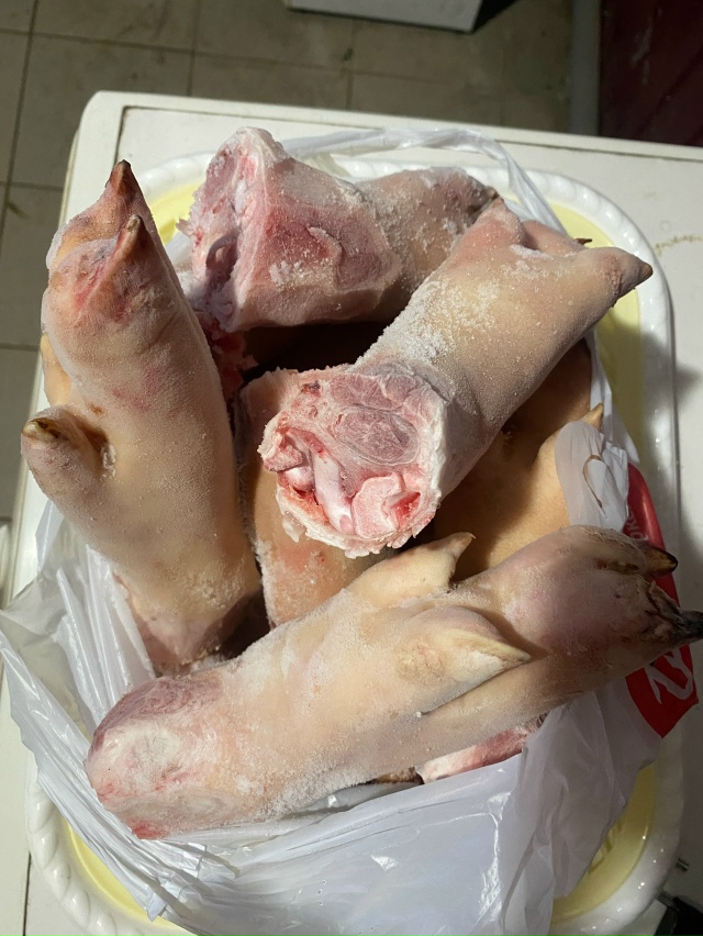 Здравствуйте)) магазин Анюта (Ленина 79) ждёт вас за свеж...