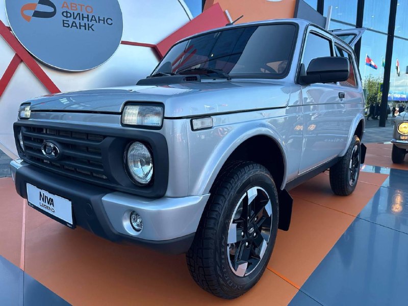 АвтоВАЗ показал обновлённую Niva Legend.
Появились первые фото модернизированного внедорожника.
В