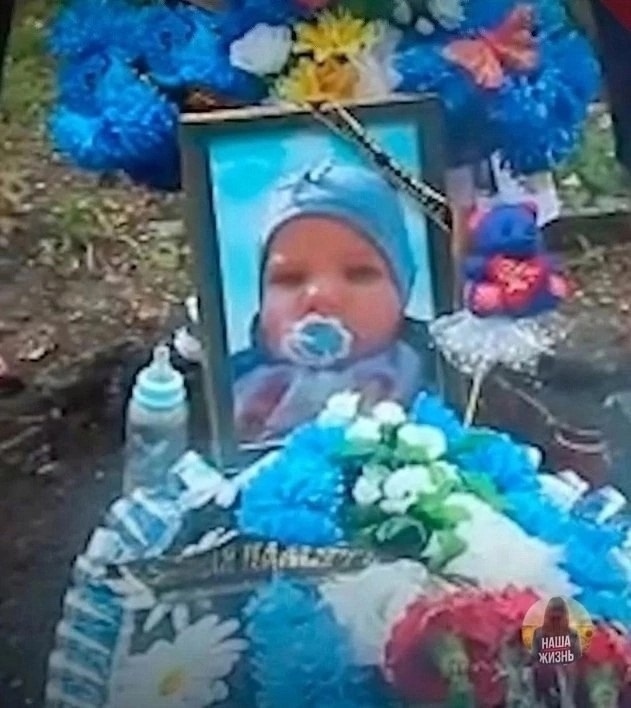 ‼Кошачья нежности погубили младенца, мать была в сосе?...